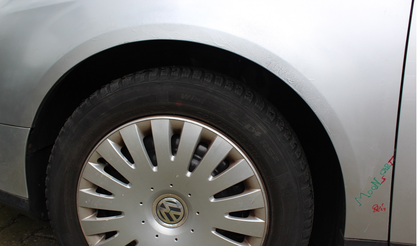 Moon_S_CAR_T - The 1st CAR_ART part, the fender of station wagon (watch its unique measurement and patterns) WIDE: after montage. Signed.